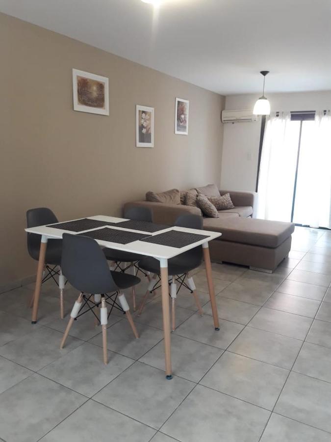 Depto Amoblado En El Centro De La Capital De Cordoba Apartamento Exterior foto